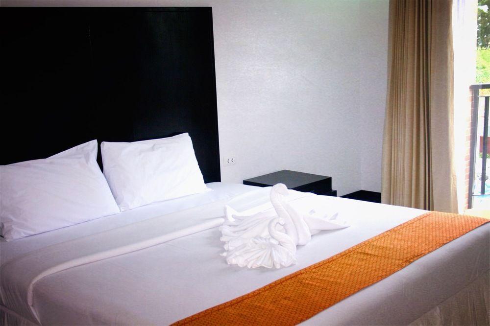 Noble House - 200 Meters Patong Beach Phuket Ngoại thất bức ảnh