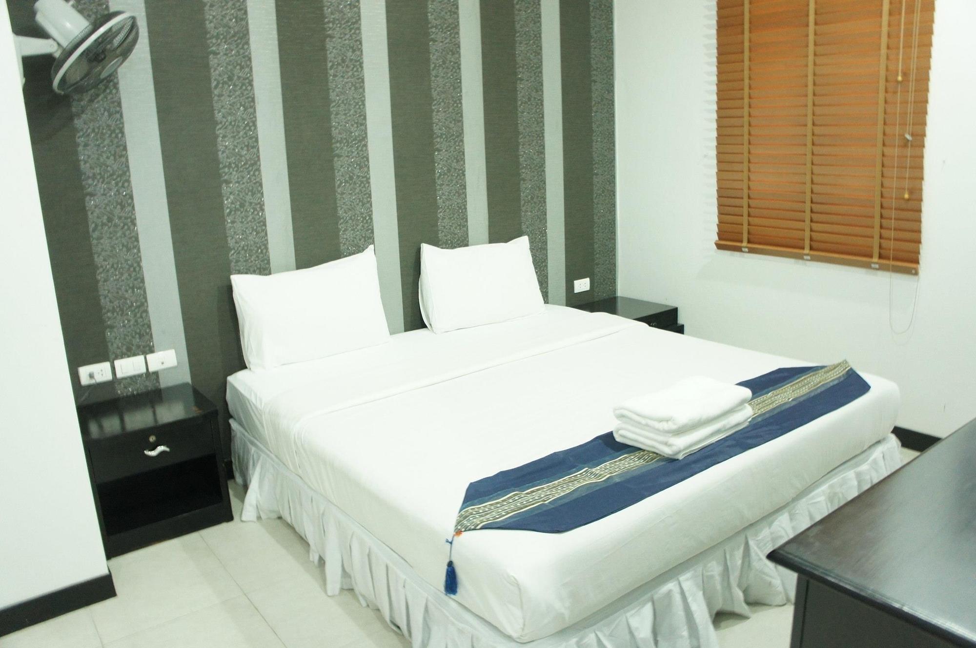 Noble House - 200 Meters Patong Beach Phuket Ngoại thất bức ảnh